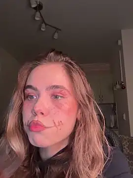 SkyBriii online show from 10-31-25, 06:09