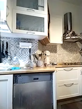 Snapshot of Frabox65 chatting on 09-23-25, 04:48 Frabox65 online show from 09-23-25, 04:48