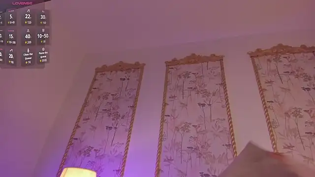 victoria18x online show from 10-25-25, 03:25