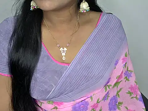 shila20 online show from 02-18-25, 05:42