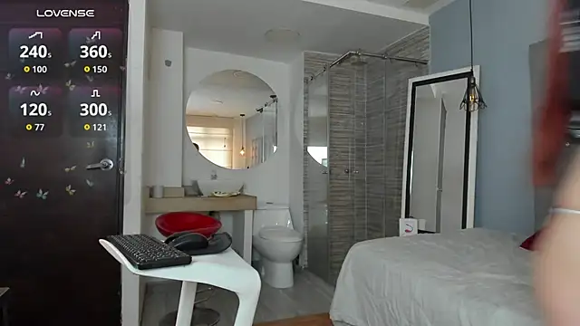 Brenda Storm online show from 12-17-25, 07:53