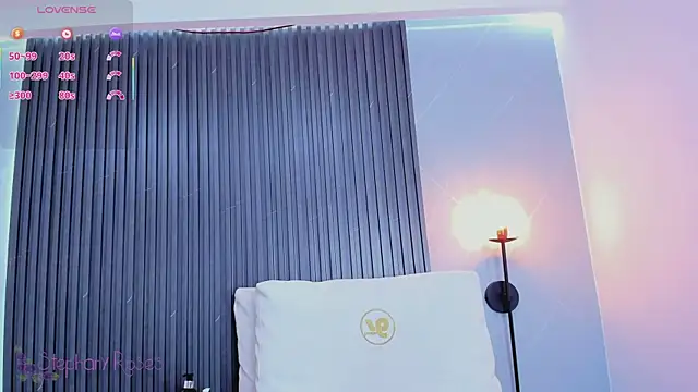 stephany roses  online show from 03-10-25, 11:06