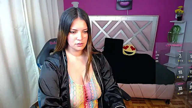 brithany smiith  online show from 01-03-25, 04:11