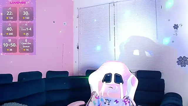 brithany smiith  online show from 01-26-25, 01:31