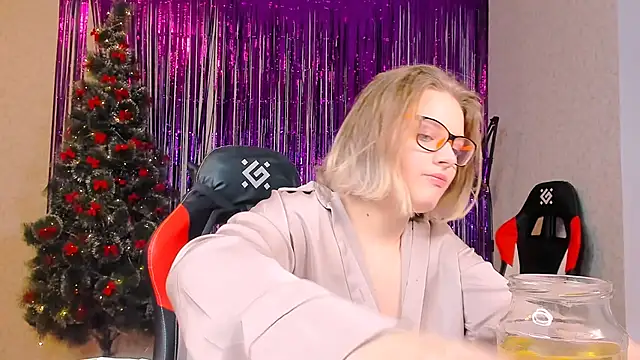 Seductive She Wolf online show from 01-24-25, 01:03