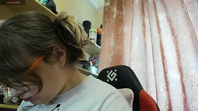 Seductive She Wolf online show from 03-29-26, 03:23