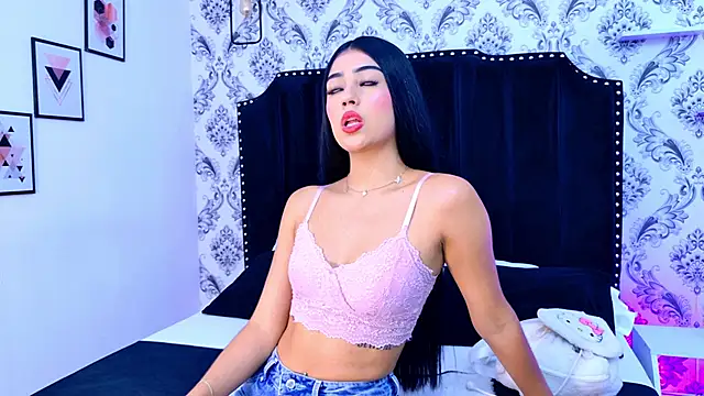 Mia-Monroe online show from 03-27-26, 07:46