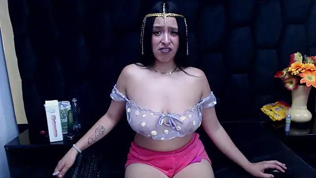 Sarah Hornny online show from 12-21-24, 09:44