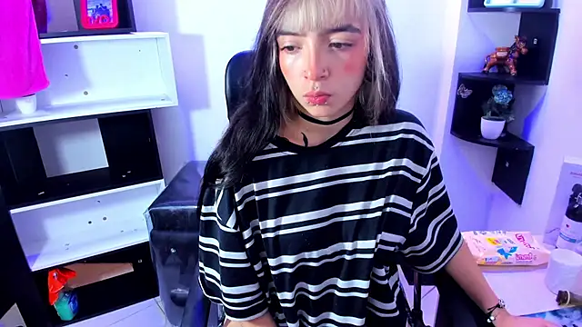 Samantha Smiith online show from 06-15-26, 03:42