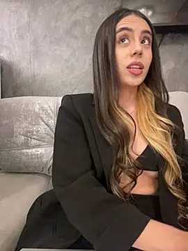 AbyThompson online show from 01-29-25, 01:27