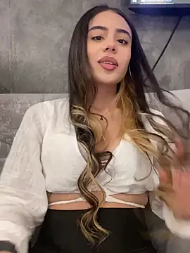 AbyThompson online show from 01-29-25, 09:39