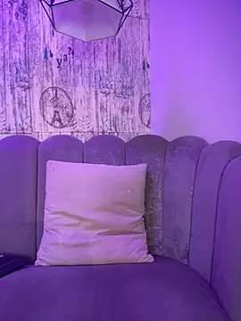 AbyThompson online show from 09-25-25, 07:28