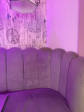 Snapshot of AbyThompson chatting on 02-23-26, 05:43 AbyThompson online show from 02-23-26, 05:43