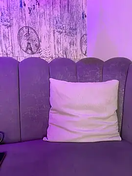 Snapshot of AbyThompson chatting on 03-19-26, 02:43 AbyThompson online show from 03-19-26, 02:43