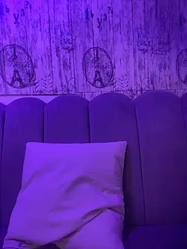 Snapshot of AbyThompson chatting on 03-20-26, 01:16 AbyThompson online show from 03-20-26, 01:16