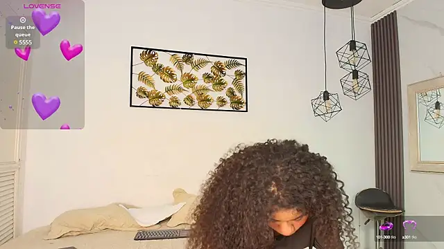 ashley lemus online show from 02-01-25, 12:26