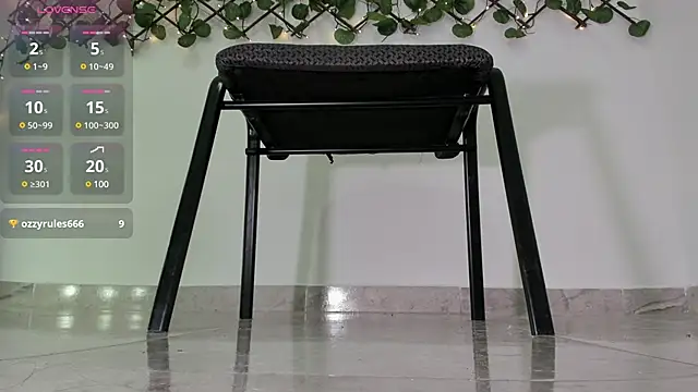 Madeleine  w online show from 03-16-25, 03:39