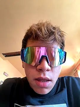 calleaaaa online show from 11-10-25, 10:03