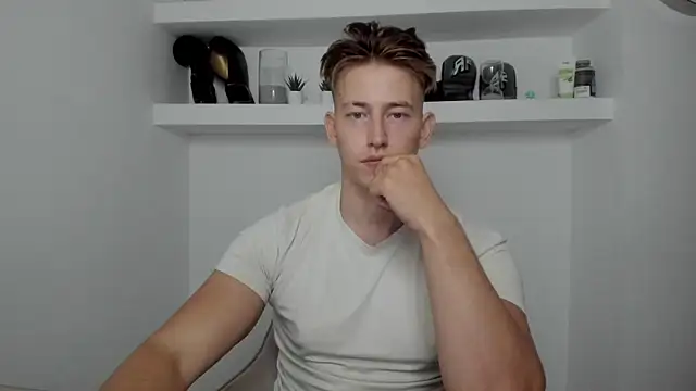 Snapshot of Findom_alpha chatting on 12-03-24, 08:28 Findom alpha online show from 12-03-24, 08:28