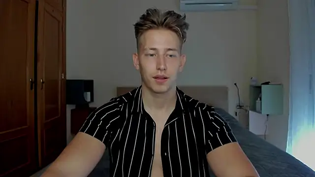 Snapshot of Findom_alpha chatting on 02-16-25, 04:42 Findom alpha online show from 02-16-25, 04:42