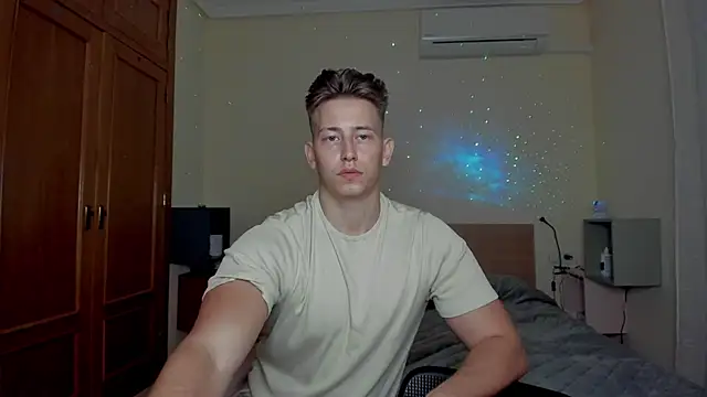 Snapshot of Findom_alpha chatting on 03-01-25, 10:53 Findom alpha online show from 03-01-25, 10:53