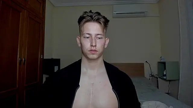 Snapshot of Findom_alpha chatting on 03-02-25, 11:31 Findom alpha online show from 03-02-25, 11:31