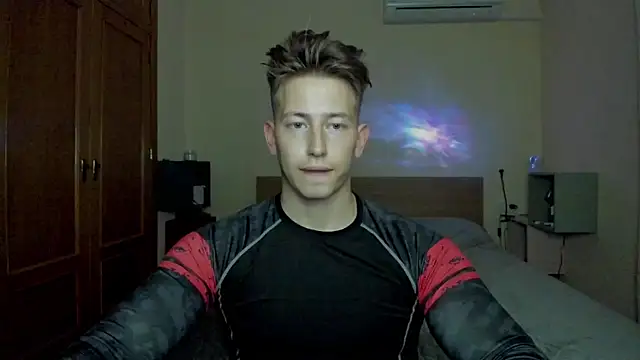 Snapshot of Findom_alpha chatting on 03-06-25, 10:04 Findom alpha online show from 03-06-25, 10:04
