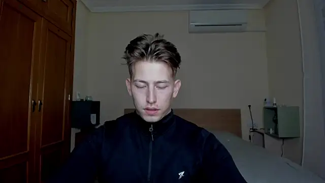 Snapshot of Findom_alpha chatting on 03-12-25, 07:49 Findom alpha online show from 03-12-25, 07:49