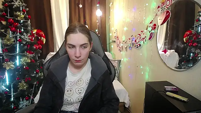 Snapshot of NikaStark_ chatting on 12-17-24, 02:12 NikaStark online show from 12-17-24, 02:12