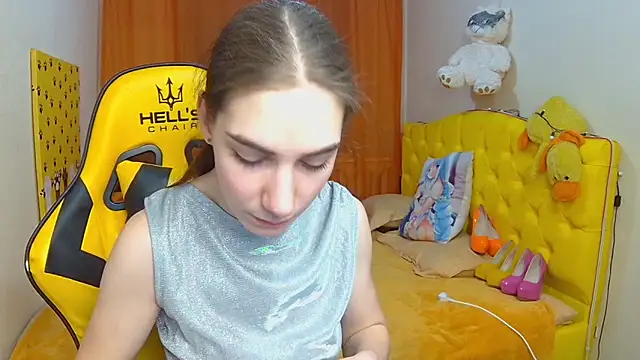 Snapshot of NikaStark_ chatting on 02-05-25, 07:20 NikaStark online show from 02-05-25, 07:20