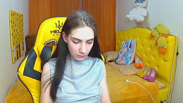 Snapshot of NikaStark_ chatting on 02-06-25, 01:49 NikaStark online show from 02-06-25, 01:49