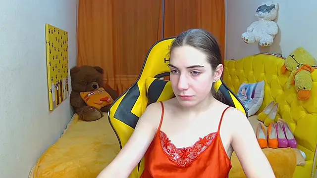 Snapshot of NikaStark_ chatting on 02-14-25, 07:33 NikaStark online show from 02-14-25, 07:33