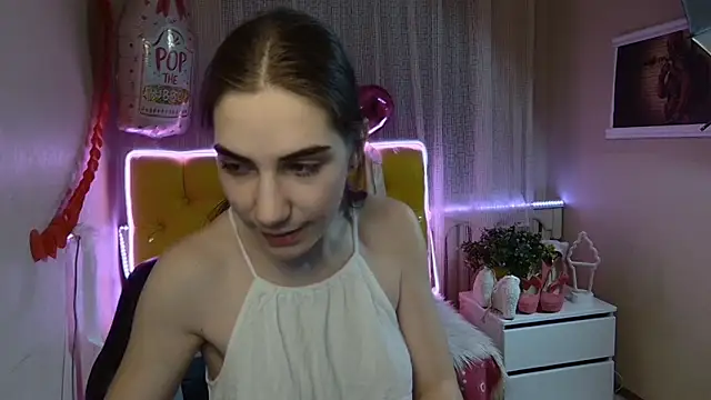 Snapshot of NikaStark_ chatting on 02-28-25, 11:56 NikaStark online show from 02-28-25, 11:56