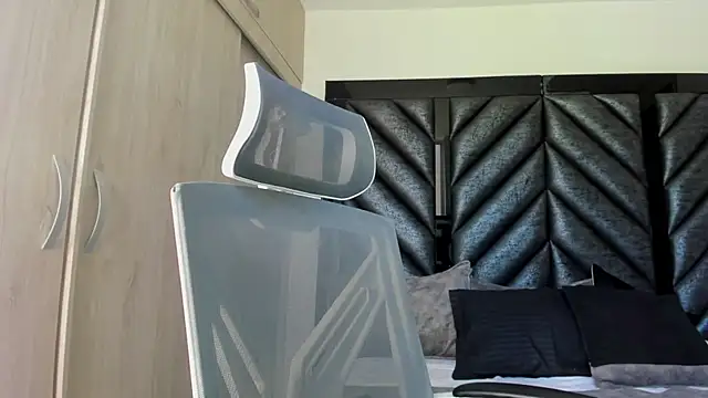 AntonellaRosso online show from 01-15-25, 02:56