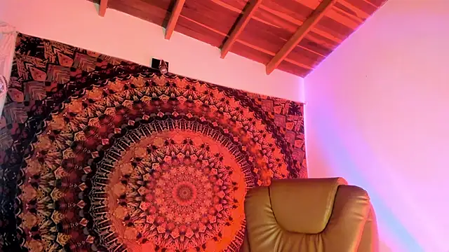 sweeet peach online show from 11-13-25, 04:33