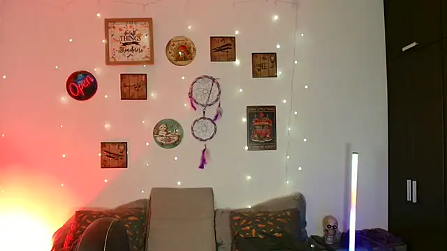 catalinamommyx online show from 11-11-25, 01:38