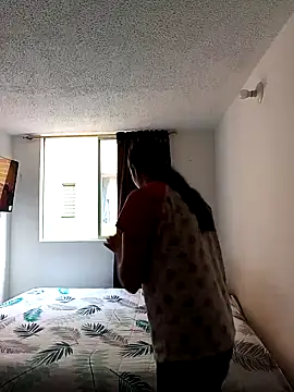 Bonny Klote online show from 01-19-25, 05:18