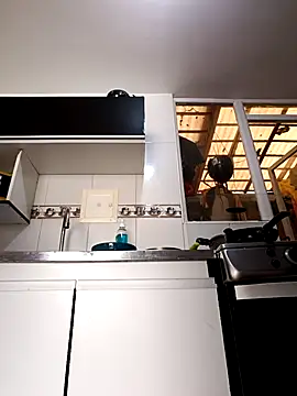 Bonny Klote online show from 09-15-25, 01:44