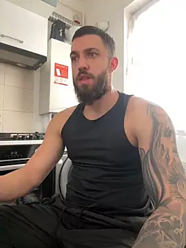 LoveIsBlind  online show from 10-28-25, 09:13