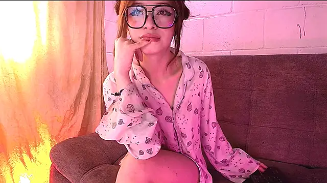 danita veelz online show from 12-09-24, 02:28