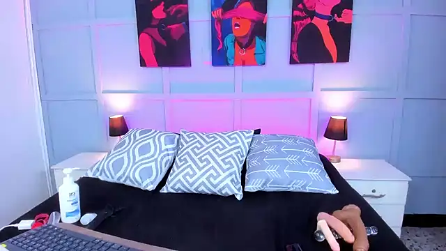 Elizabeth Santos online show from 01-17-25, 07:19