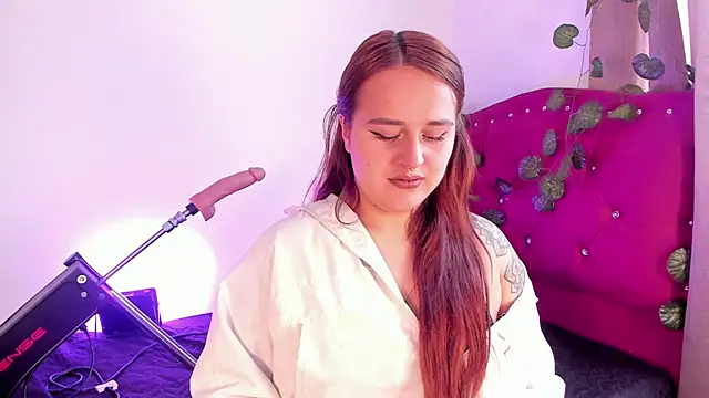 Snapshot of evy_orange1 chatting on 01-29-25, 04:41 evy orange1 online show from 01-29-25, 04:41