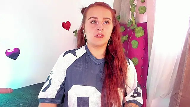 Snapshot of evy_orange1 chatting on 02-25-25, 04:10 evy orange1 online show from 02-25-25, 04:10