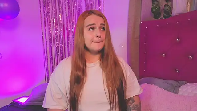 Snapshot of evy_orange1 chatting on 09-13-25, 01:38 evy orange1 online show from 09-13-25, 01:38