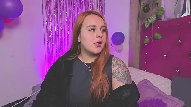 Snapshot of evy_orange1 chatting on 09-17-25, 11:17 evy orange1 online show from 09-17-25, 11:17