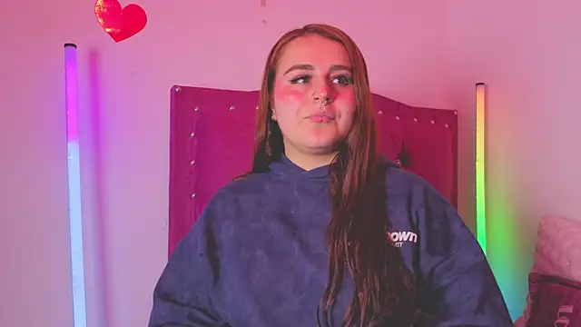 Snapshot of evy_orange1 chatting on 10-07-25, 01:14 evy orange1 online show from 10-07-25, 01:14