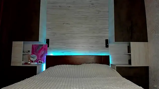 Snapshot of Chris_Brunnet chatting on 02-13-25, 02:31 Chris Brunnet online show from 02-13-25, 02:31