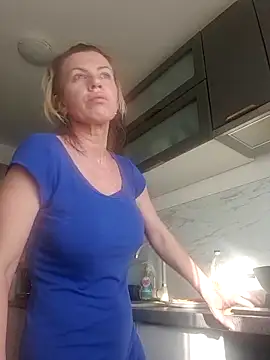 Snapshot of MiaDoll69 chatting on 02-16-26, 07:48 MiaDoll69 online show from 02-16-26, 07:48