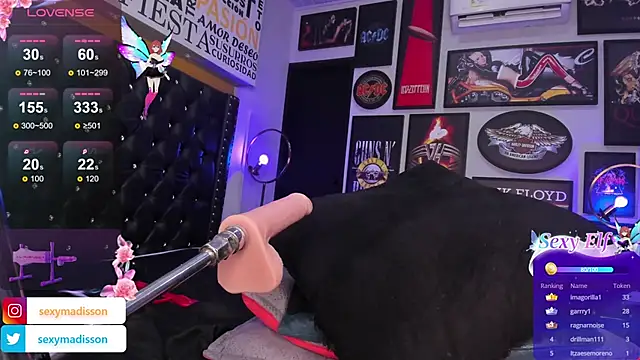 Snapshot of MADISSONLOVE_ chatting on 03-21-25, 06:27 MADISSONLOVE online show from 03-21-25, 06:27