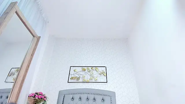 Snapshot of Katalella_murillo chatting on 01-24-25, 10:32 Katalella murillo online show from 01-24-25, 10:32